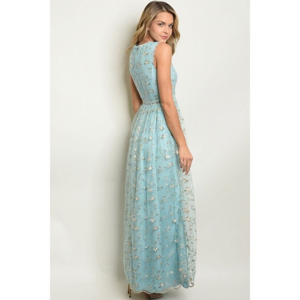 Victoria | Sky Blue Floral Gown - Picture 4 of 4